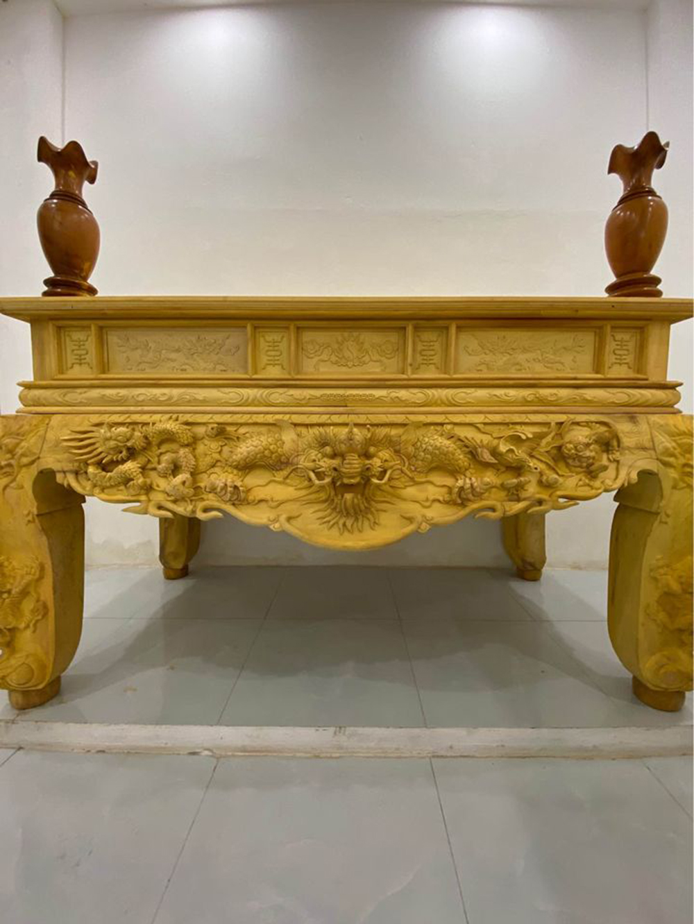 Sập thờ gỗ Mít