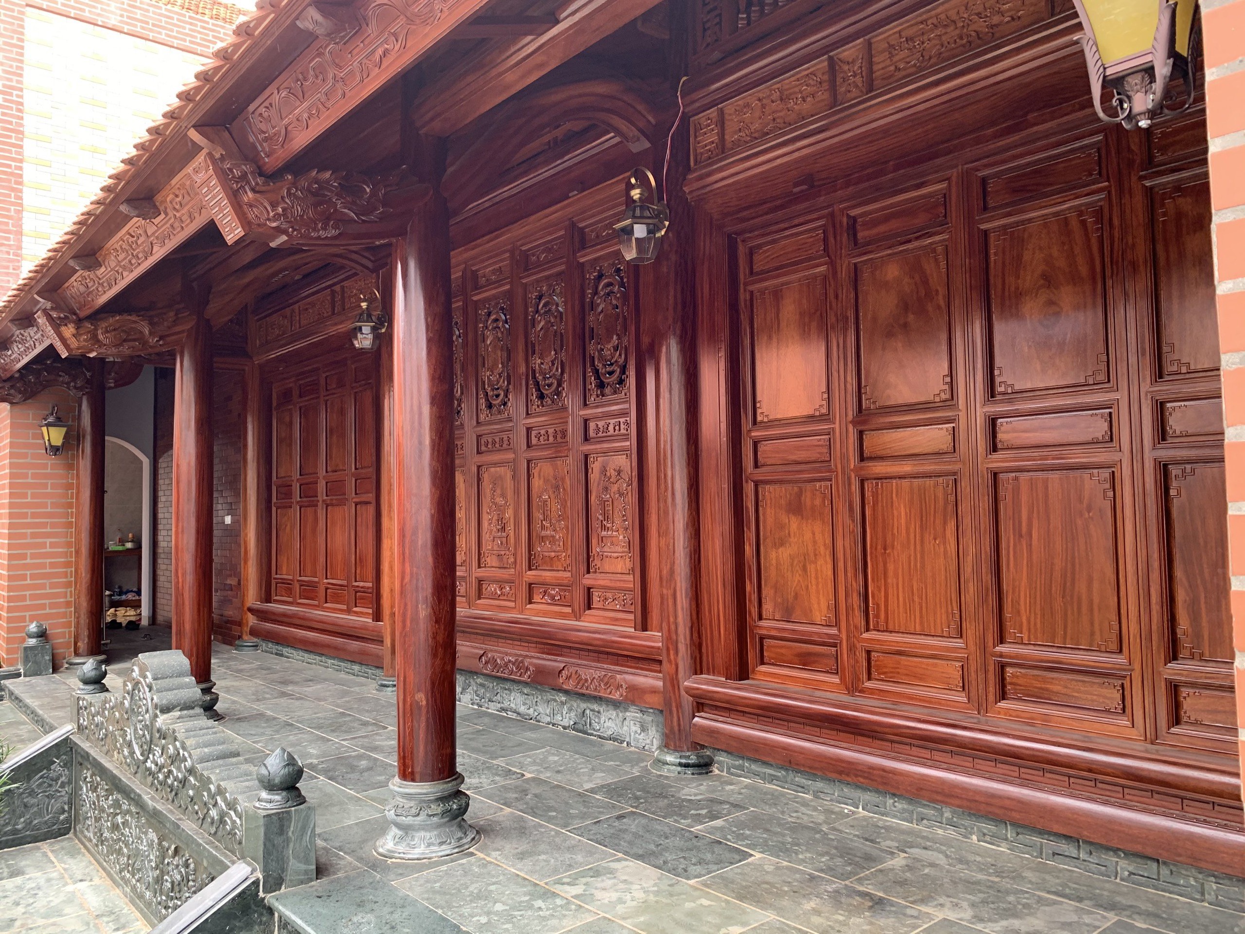 Nhà gỗ lim 5 gian – Thạch Thất – Hà Nội